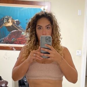 Meet your Posher, Sandy